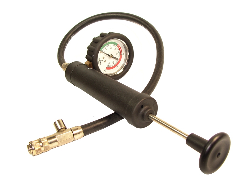 Druckpumpe für Abdrückgeräte bei Wasserkühl-Systemen